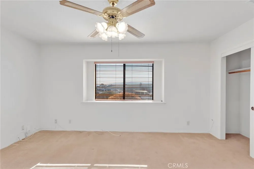 16466 Tude Rd, Apple Valley, CA 92307