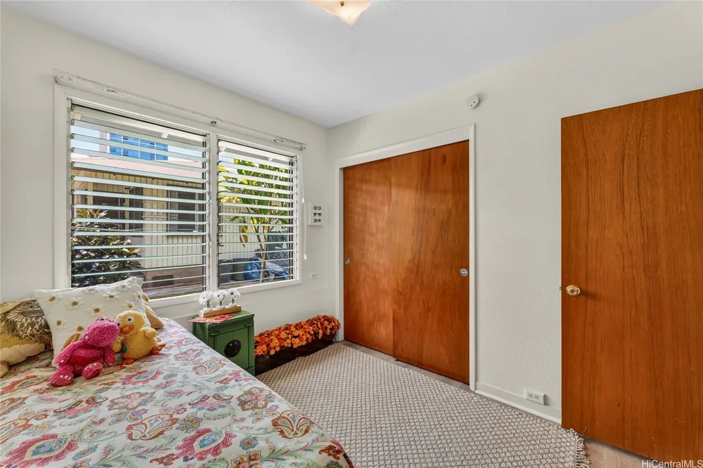 1128 Alohi Way, Honolulu, HI 96814