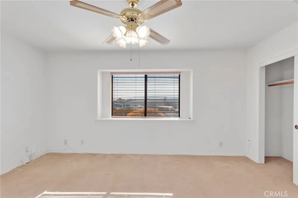 16466 Tude Rd, Apple Valley, CA 92307