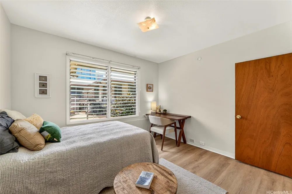 1128 Alohi Way, Honolulu, HI 96814