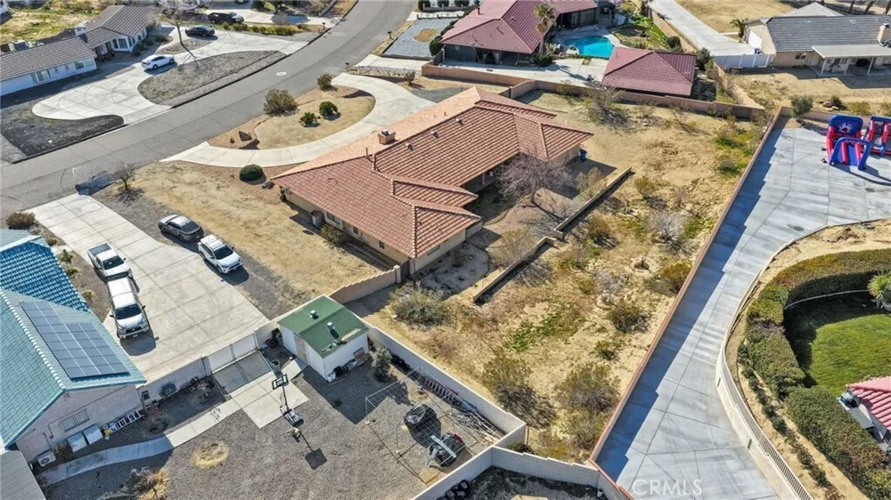 16466 Tude Rd, Apple Valley, CA 92307