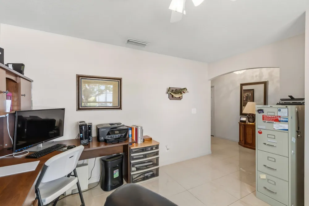 1013 E 13th Square, Vero Beach, FL 32960