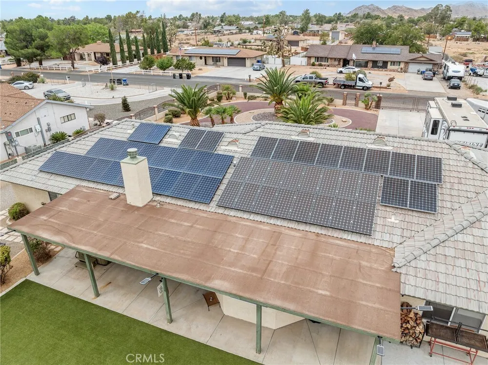13991 Jicarilla Rd, Apple Valley, CA 92307