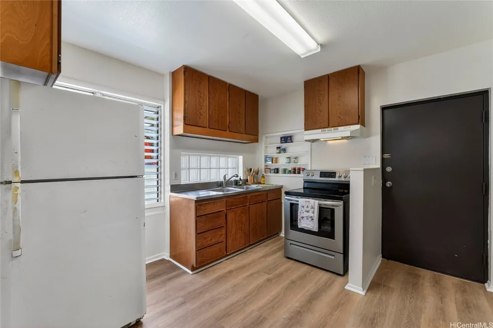1128 Alohi Way, Honolulu, HI 96814
