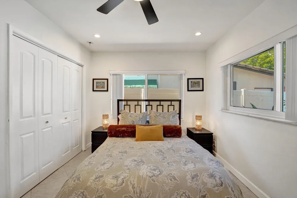 1036 NE 9th Ave, Fort Lauderdale, FL 33304