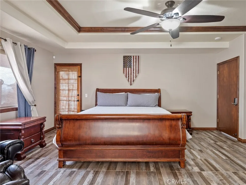 13991 Jicarilla Rd, Apple Valley, CA 92307