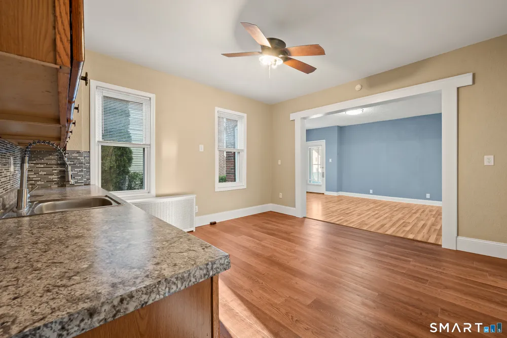 33 Hillhurst Ave, New Britain, CT 06053