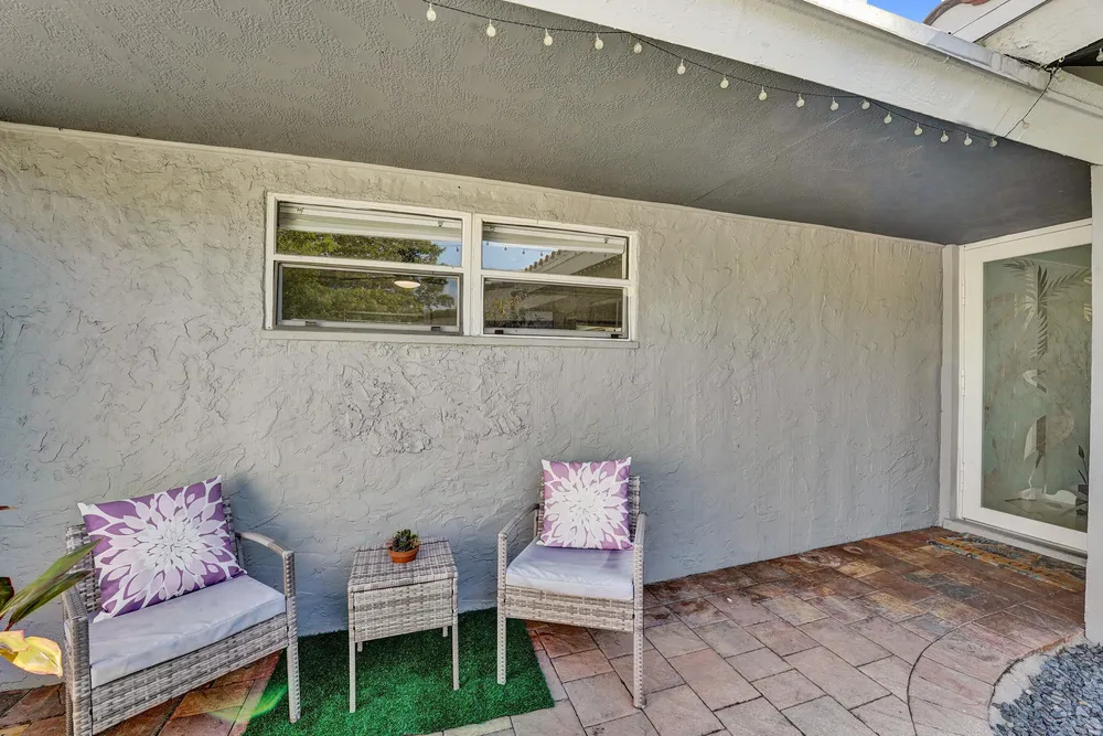 1036 NE 9th Ave, Fort Lauderdale, FL 33304