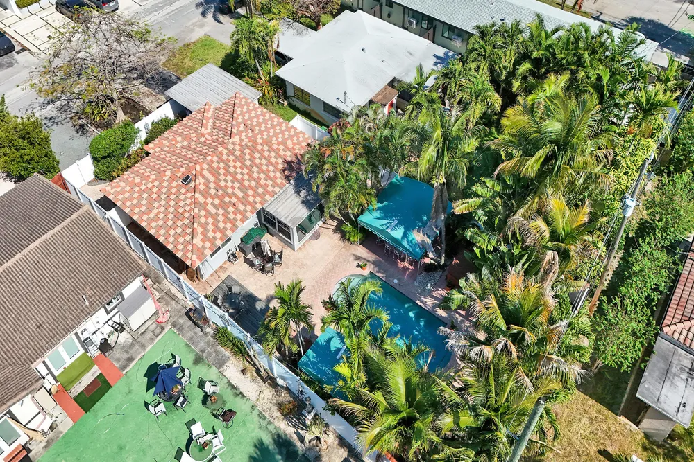 1036 NE 9th Ave, Fort Lauderdale, FL 33304