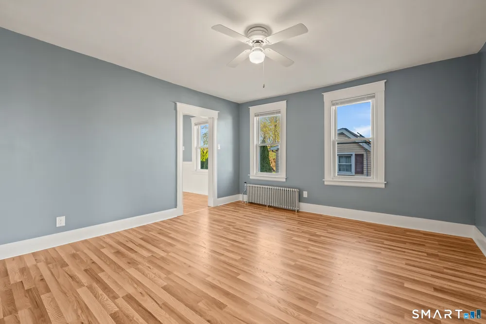 33 Hillhurst Ave, New Britain, CT 06053