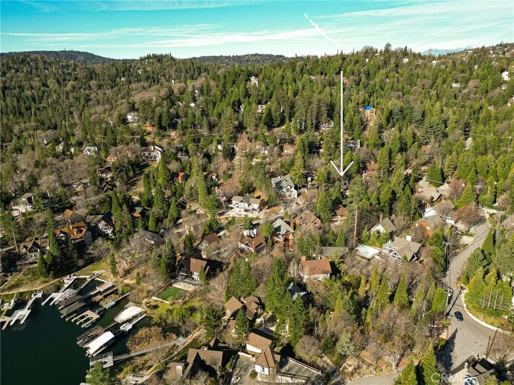 27538 W Shore Rd, Lake Arrowhead, CA 92352