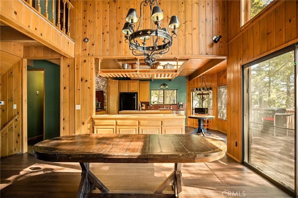 109 Old Toll Rd, Blue Jay, CA 92317