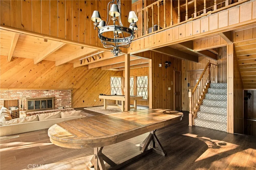 109 Old Toll Rd, Blue Jay, CA 92317