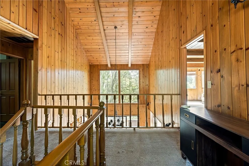 109 Old Toll Rd, Blue Jay, CA 92317