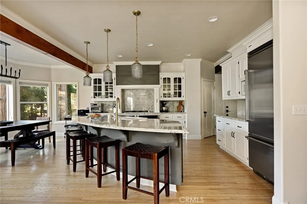 267 Pheasant Run, Lake Arrowhead, CA 92352