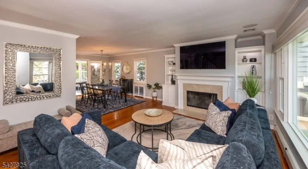 32 Yale St, Maplewood, NJ 07040