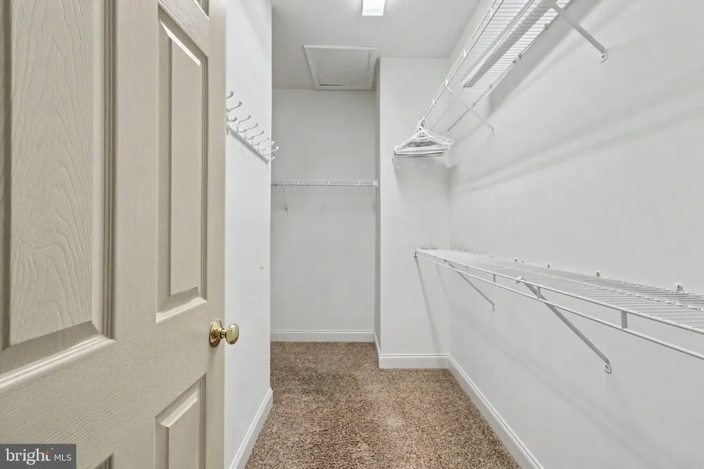 1103 Wansford Rd, Mechanicsburg, PA 17050