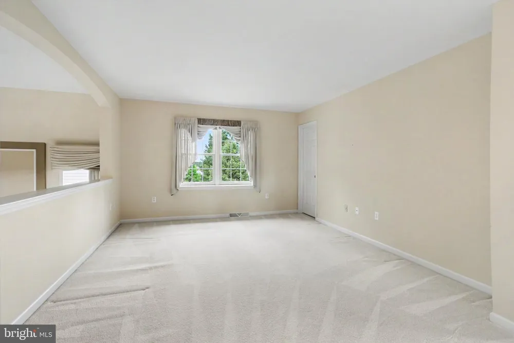 1103 Wansford Rd, Mechanicsburg, PA 17050