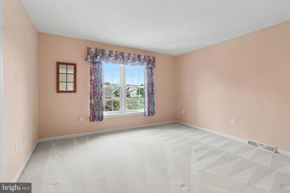 1103 Wansford Rd, Mechanicsburg, PA 17050