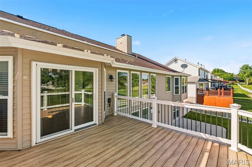 1455 Norwood Hills Dr, O'Fallon, MO 63366