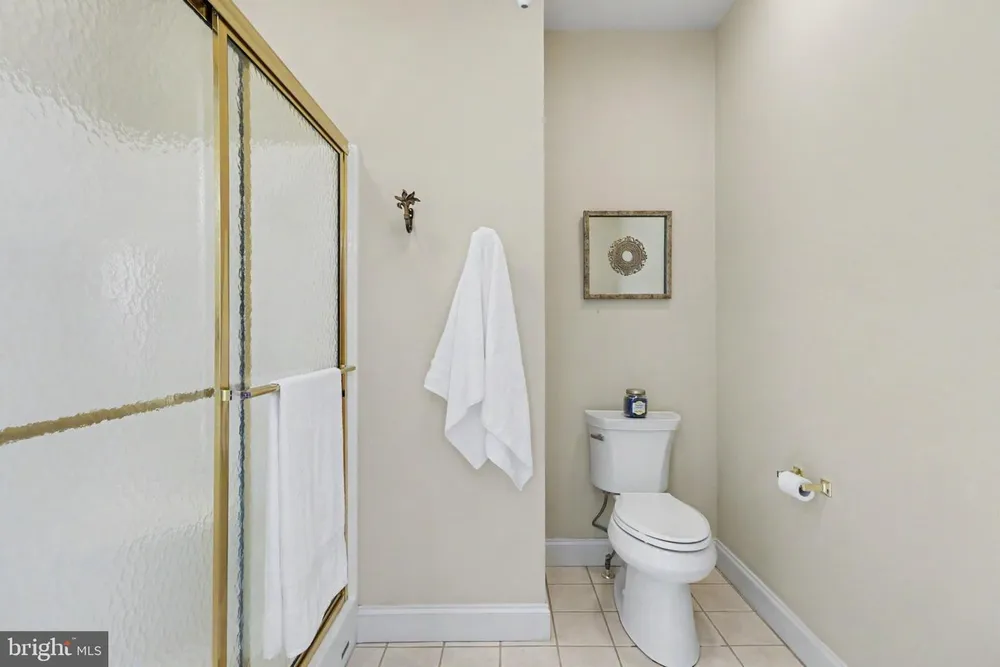 1103 Wansford Rd, Mechanicsburg, PA 17050