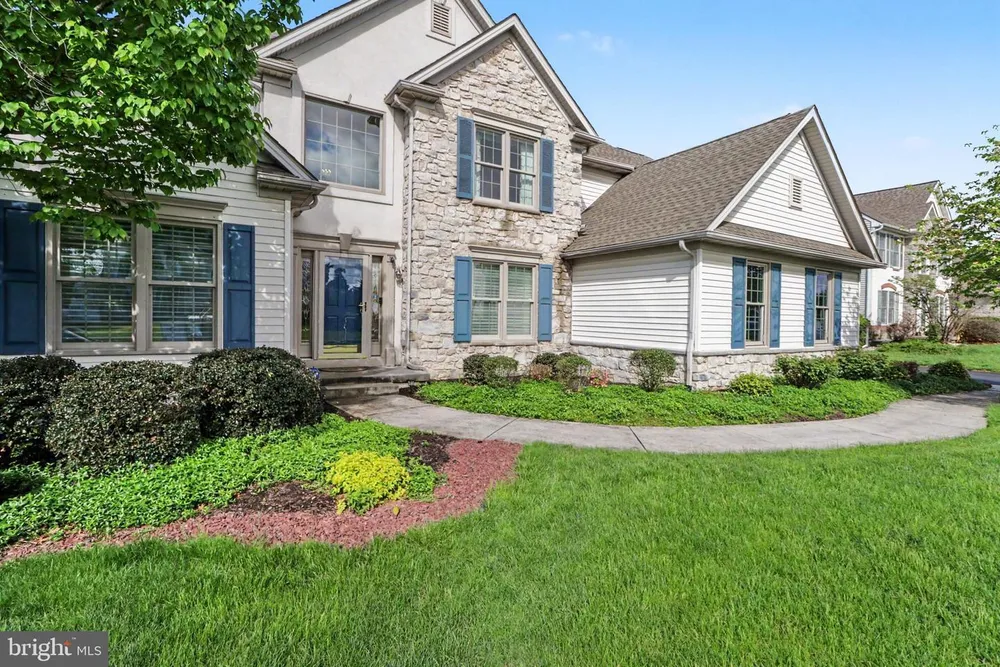 1103 Wansford Rd, Mechanicsburg, PA 17050