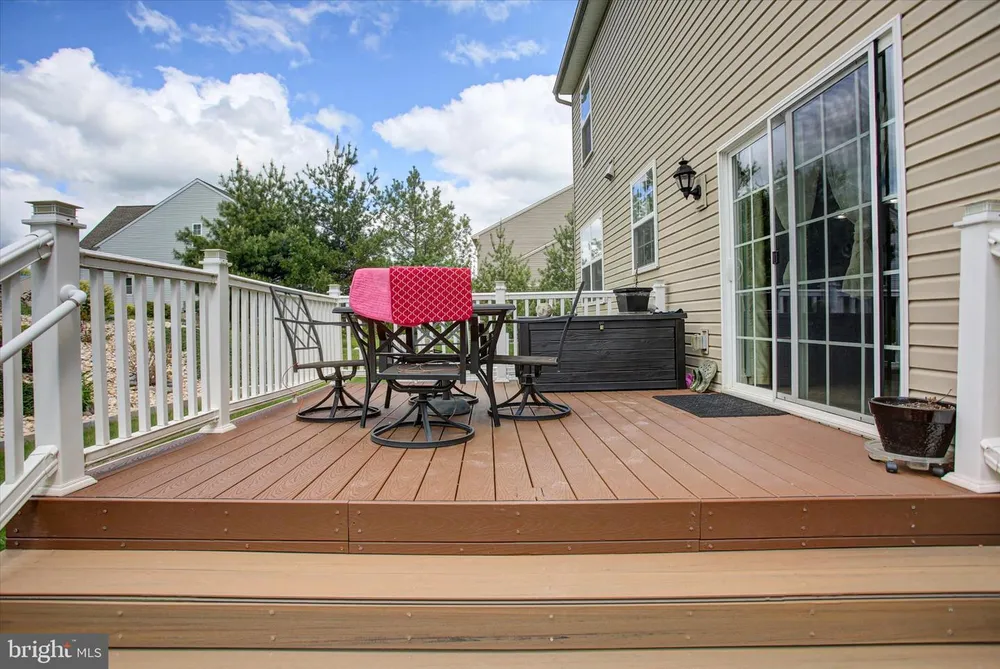 8 Tanglewood Dr, Mechanicsburg, PA 17050