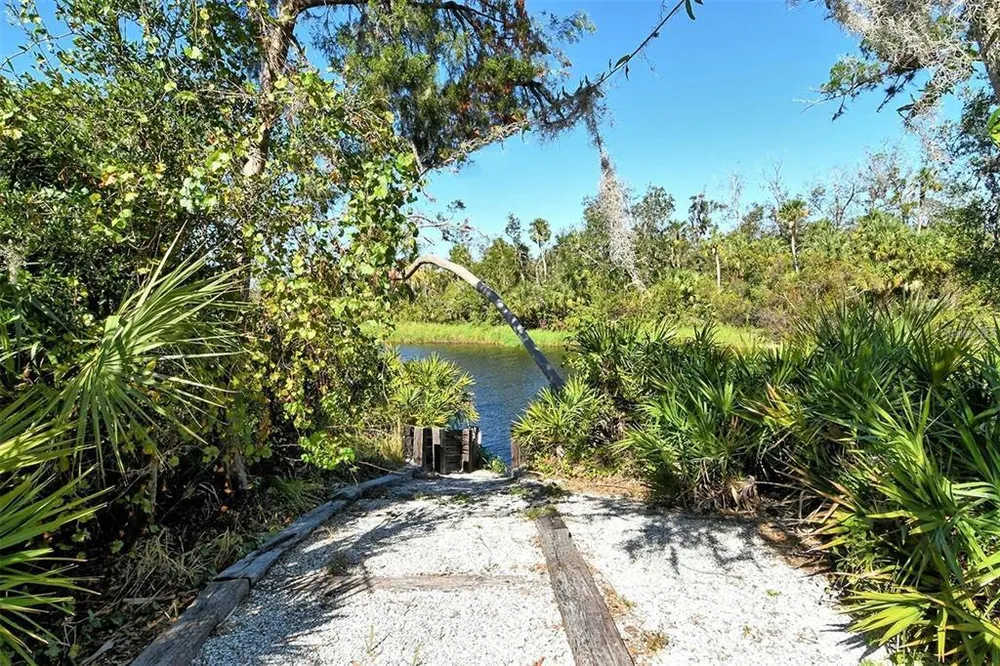 7714 Ashley Circle, Bradenton, FL 34201