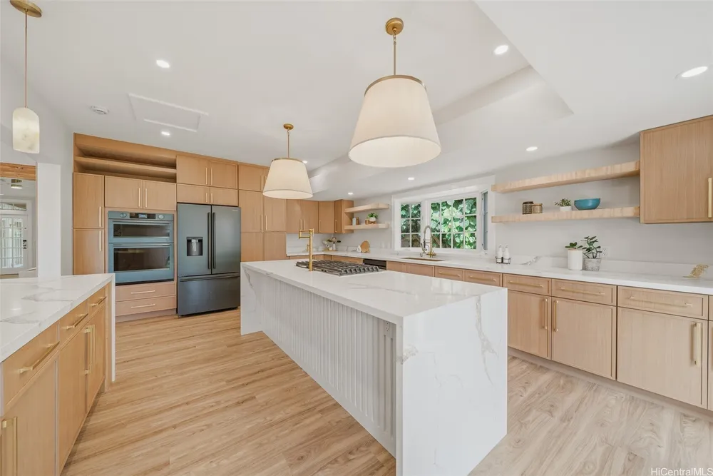 814 Kealaolu Ave, Honolulu, HI 96816