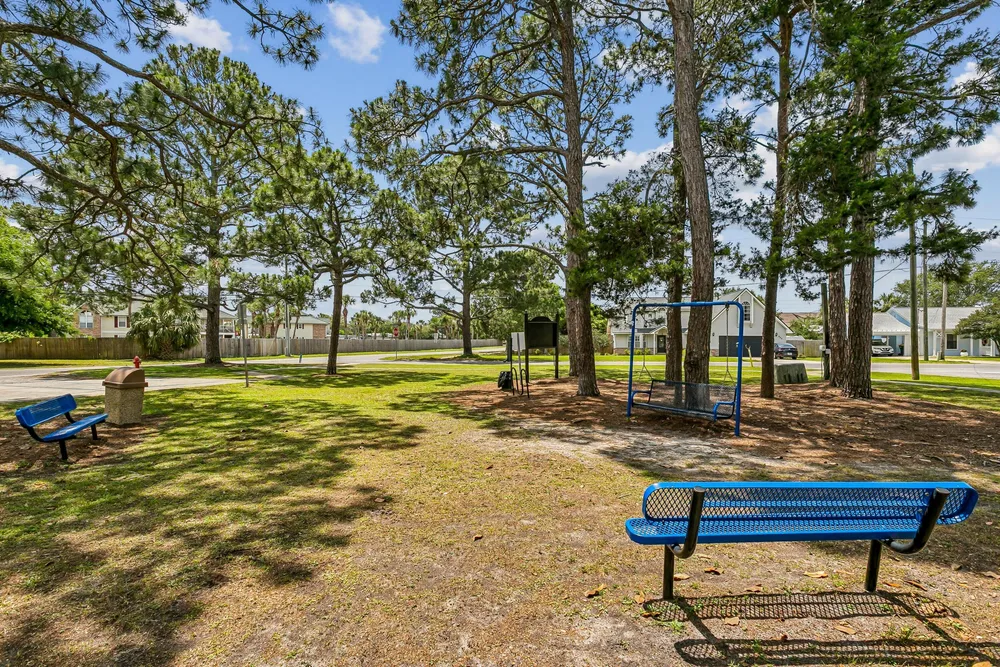 311 Juniper St, Destin, FL 32541