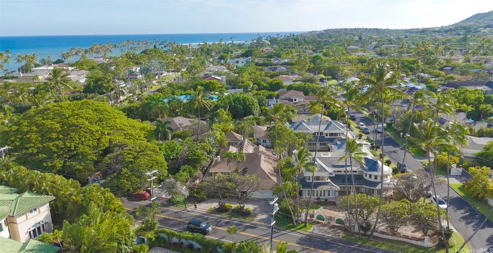 814 Kealaolu Ave, Honolulu, HI 96816
