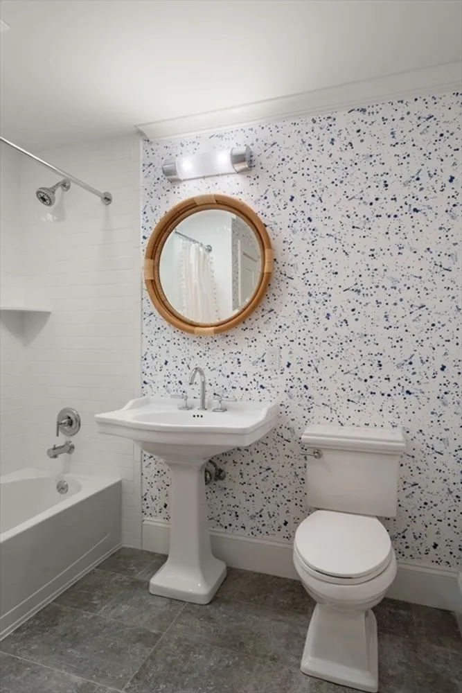 11 Fisher Ave, Wellesley, MA 02482