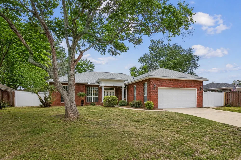 311 Juniper St, Destin, FL 32541