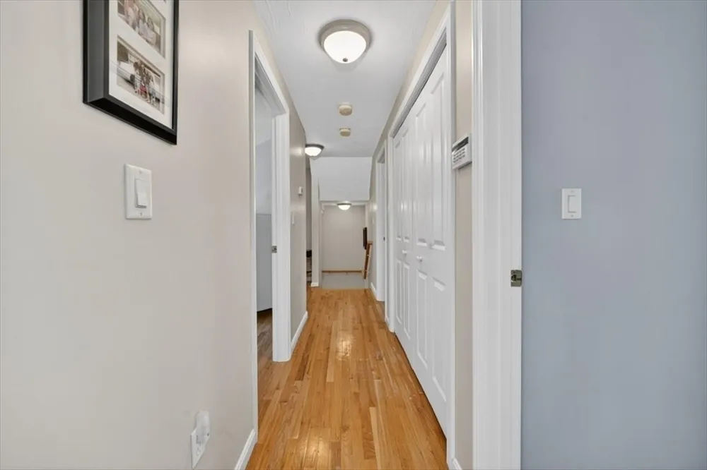 16 Rhodes Pl, Hingham, MA 02043