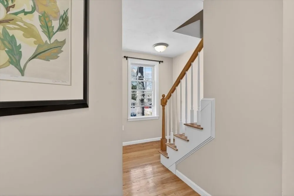 16 Rhodes Pl, Hingham, MA 02043