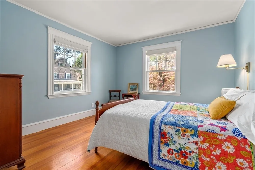 50 W Side Rd, Milton, MA 02186