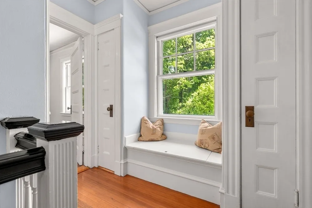 50 W Side Rd, Milton, MA 02186