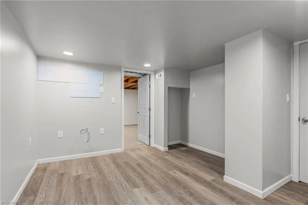 145 Terrie Dr, Winston Salem, NC 27107