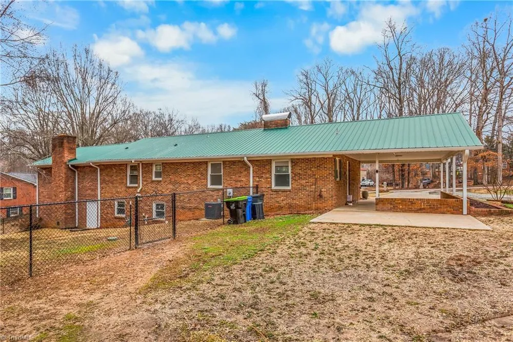 145 Terrie Dr, Winston Salem, NC 27107