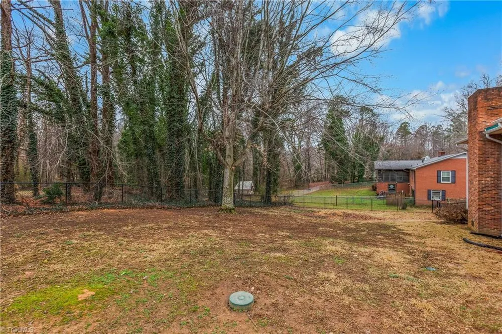 145 Terrie Dr, Winston Salem, NC 27107