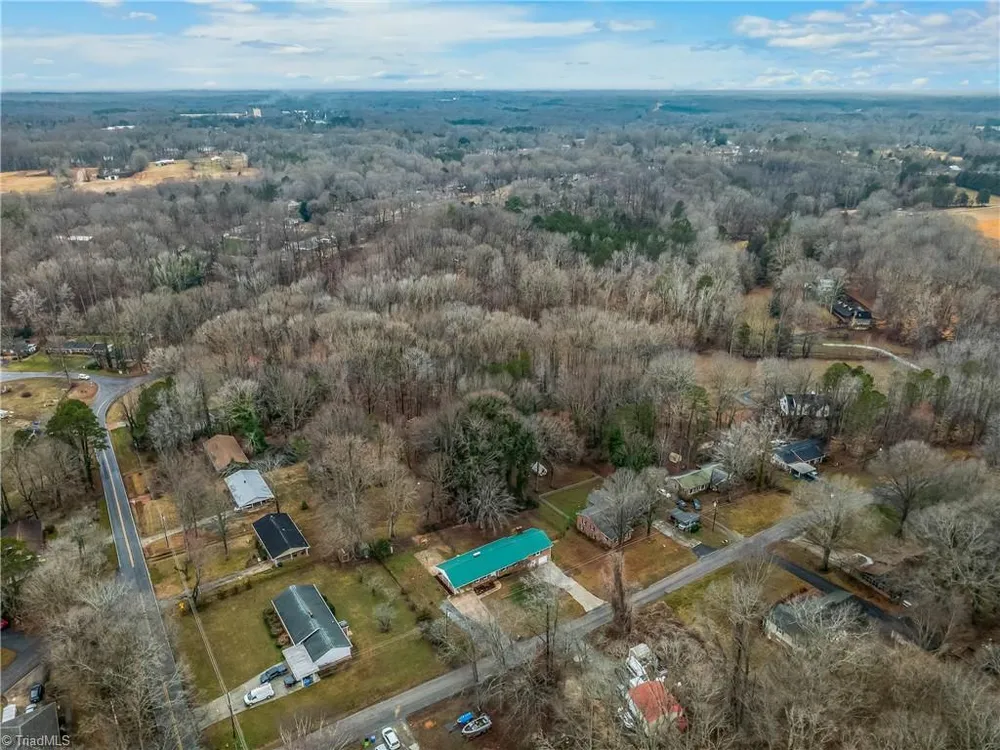 145 Terrie Dr, Winston Salem, NC 27107