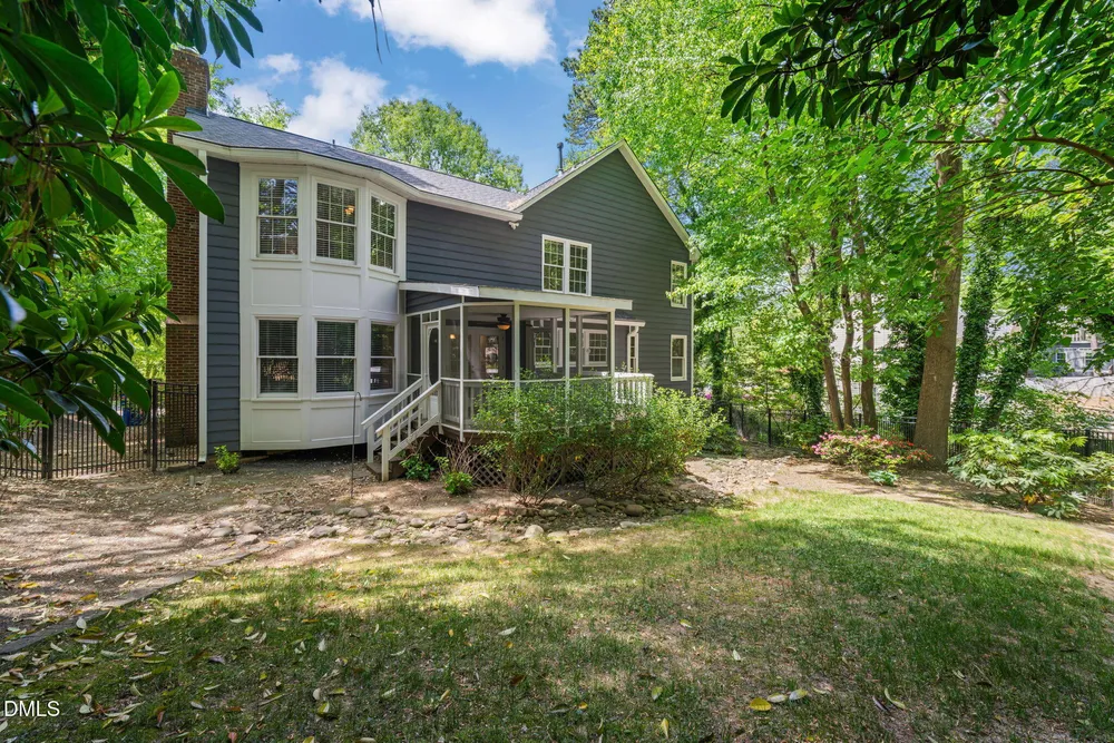 3020 Plaza Pl, Raleigh, NC 27612