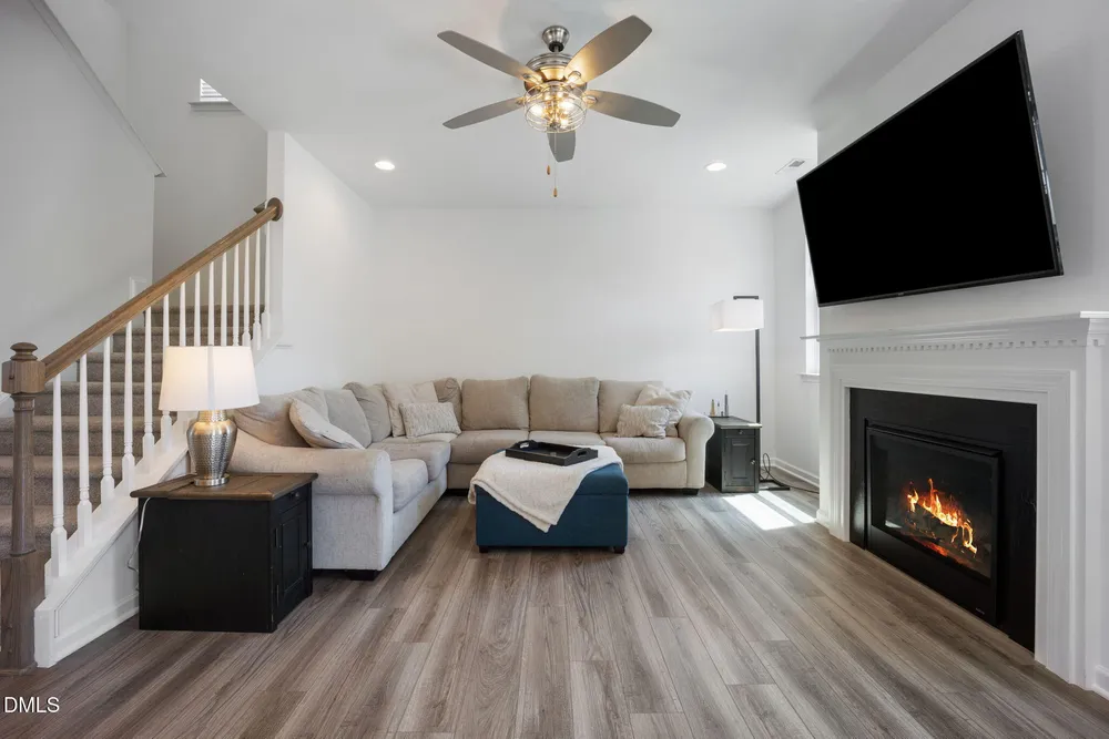 67 Calabor Ct, Fuquay Varina, NC 27526
