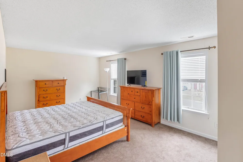 4214 Cardinal Grove Blvd, Raleigh, NC 27616