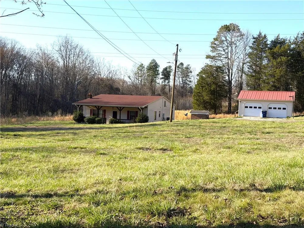 3065 Greenhouse Rd, Winston-Salem, NC 27127