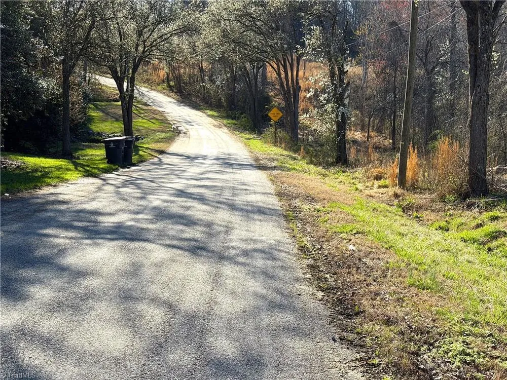 3065 Greenhouse Rd, Winston-Salem, NC 27127