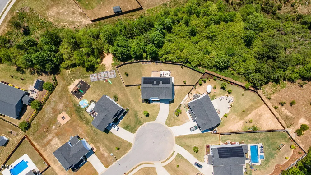 67 Calabor Ct, Fuquay Varina, NC 27526
