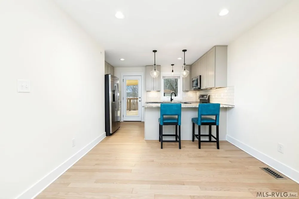 102 Gaston Pointe Dr, Littleton, NC 27850