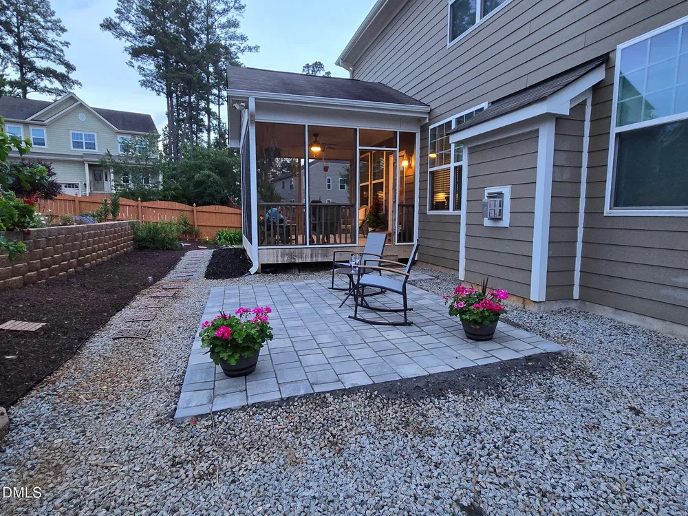 108 Horncliffe Way, Holly Springs, NC 27540