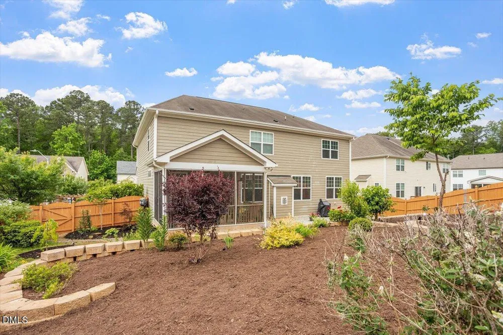 108 Horncliffe Way, Holly Springs, NC 27540